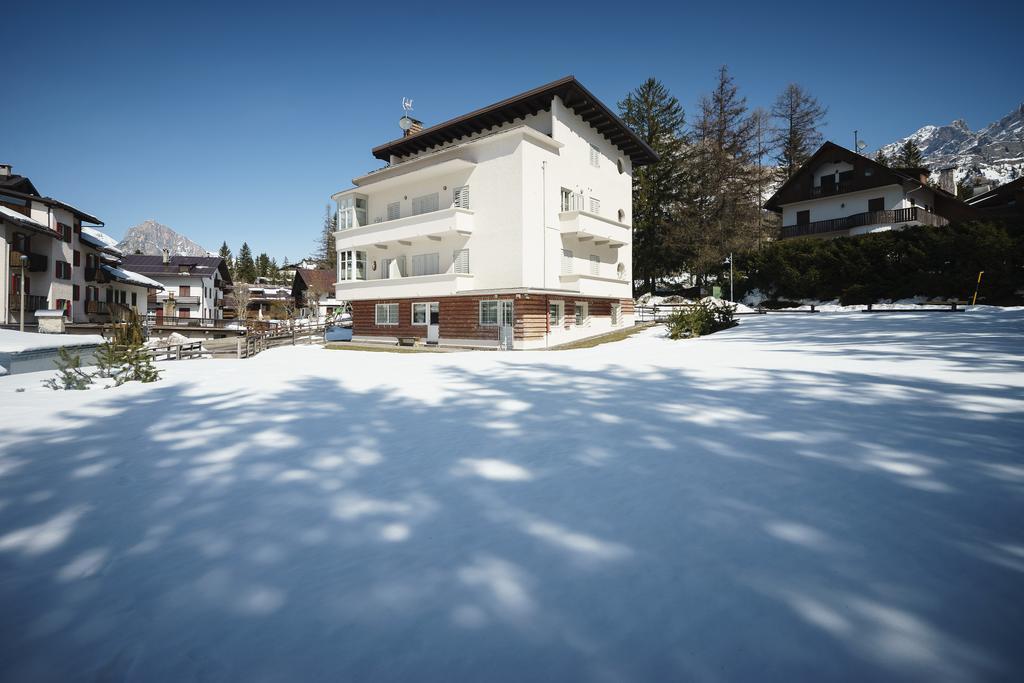 Villa Tullia - Stayincortina Cortina d'Ampezzo Exterior foto